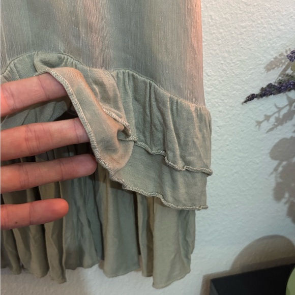 Monoreno Olive Green Midi Dress - Picture 5 of 8